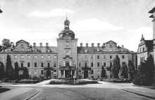 SB640SW01.jpg (49871 Byte)